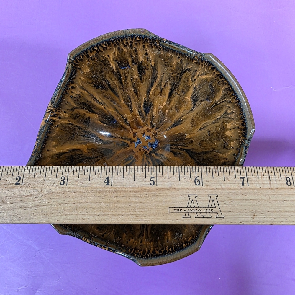 Chinese Porcelain Bowl With Multiple Colors - Picture 5 of 8